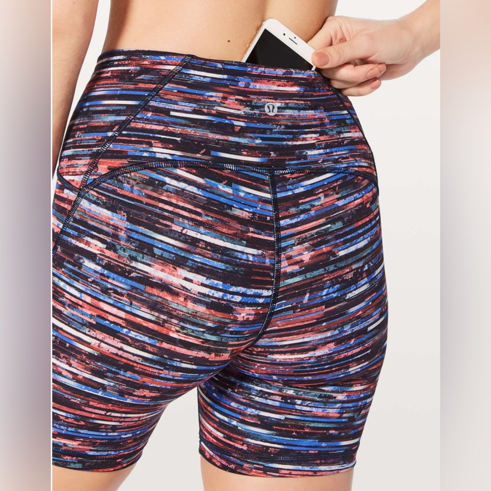 Lululemon Train Times Short *6" Hinshu Alpine White Multi size 10